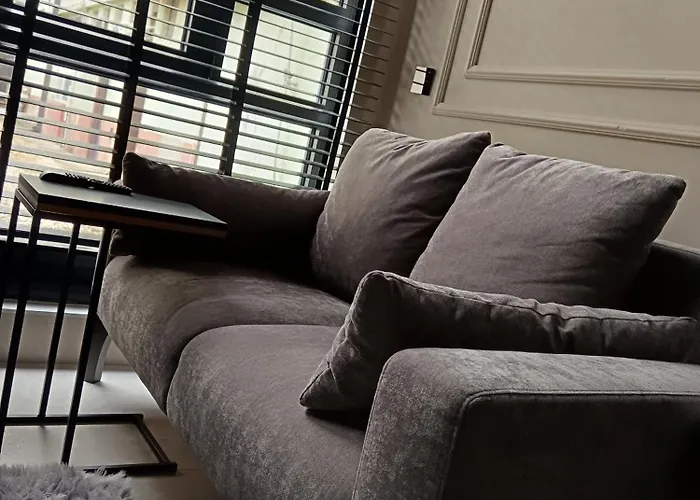 Garage Lägenhet Bajina Basta